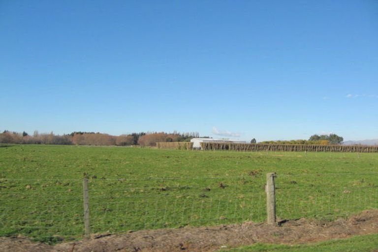 Photo of property in 1/1 Tahi Place, Belfast, Christchurch, 8051