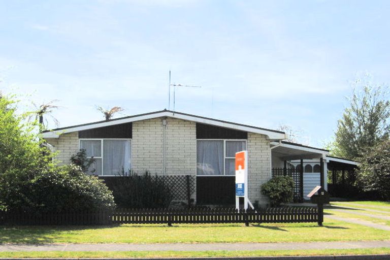 Photo of property in 8 Mckee Avenue, Fenton Park, Rotorua, 3010