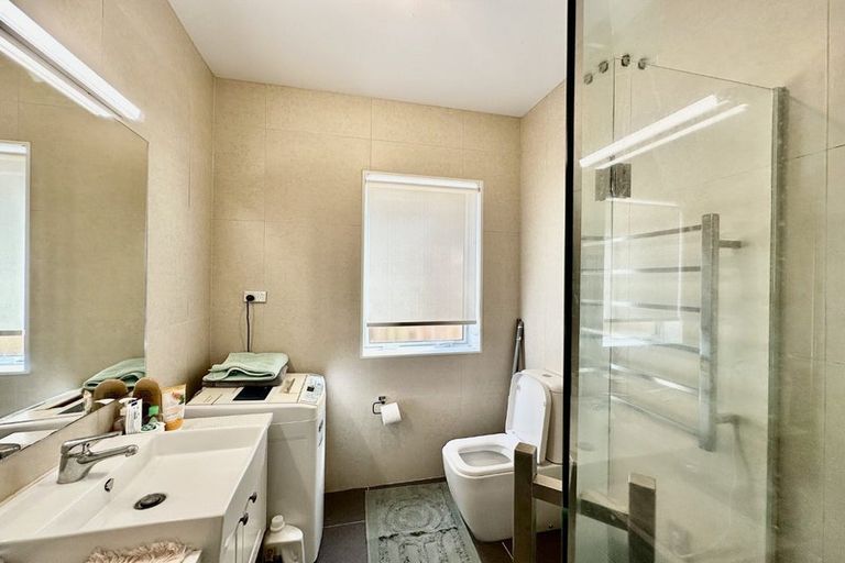 Photo of property in 28 Drumbuoy Drive, Flat Bush, Auckland, 2019