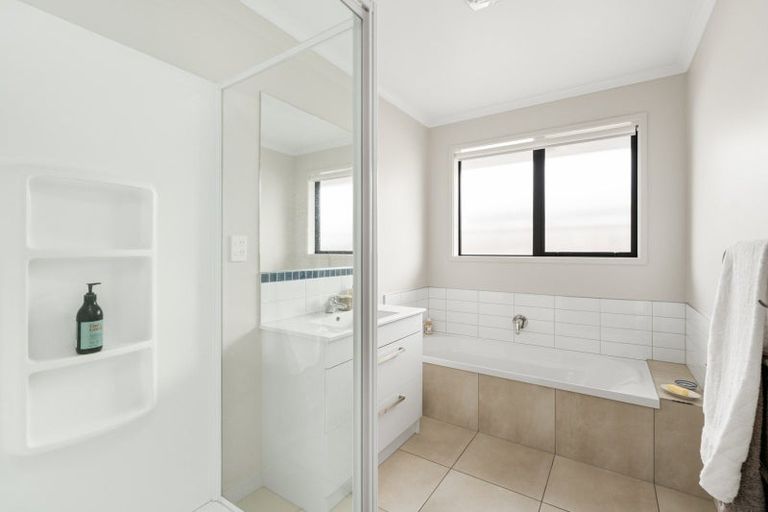 Photo of property in 58 Hastings Road, Pyes Pa, Tauranga, 3112