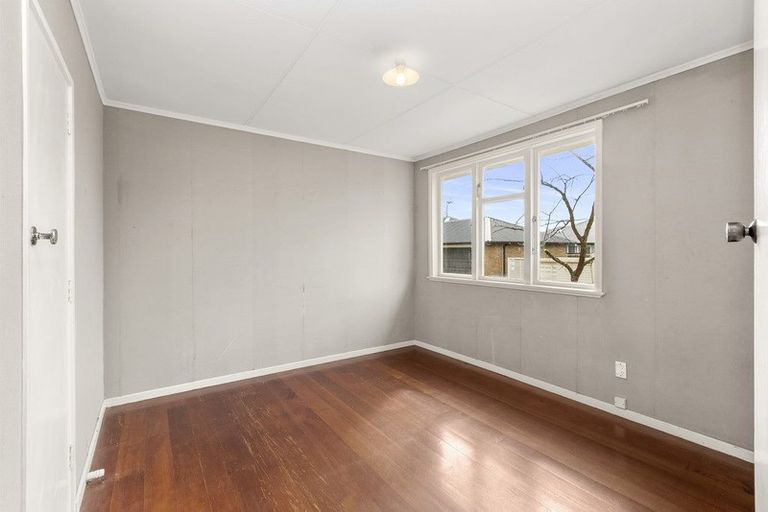 Photo of property in 124 Clarkin Road, Fairfield, Hamilton, 3214