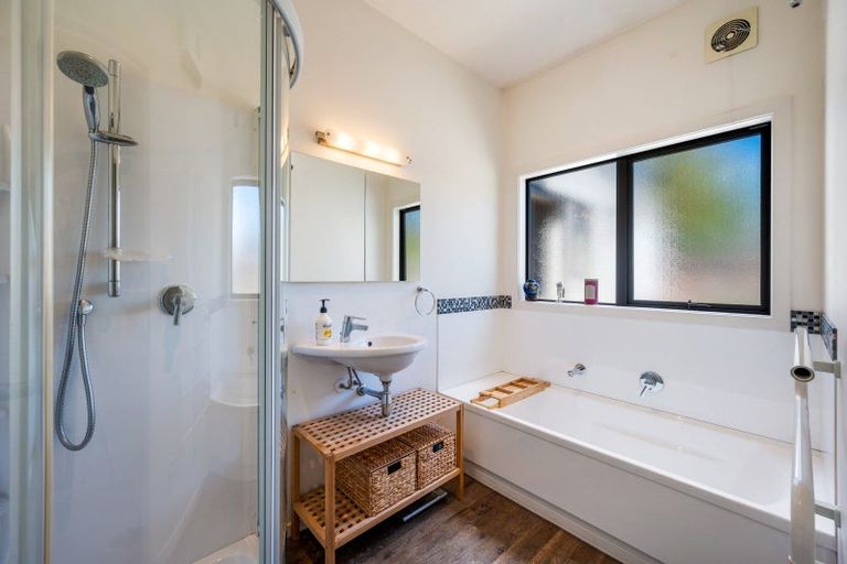 Photo of property in 2 Snowberry Street, Albert Town, Wanaka, 9305