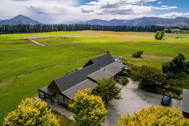 Photo of property in 539 Ballantyne Road, Wanaka, 9382
