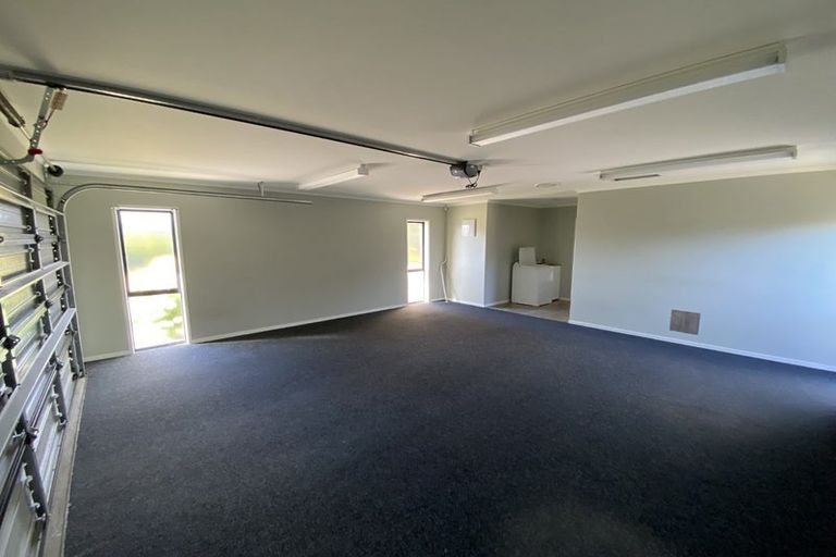 Photo of property in 44 Hagart-alexander Drive, Mosgiel, 9024