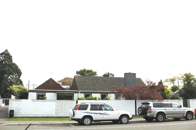 Photo of property in 87 Clyde Road, Ilam, Christchurch, 8041