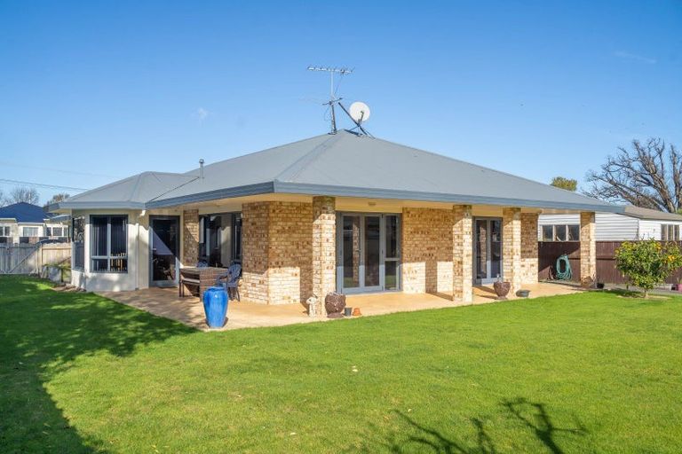 Photo of property in 88 West Street, Greytown, 5712