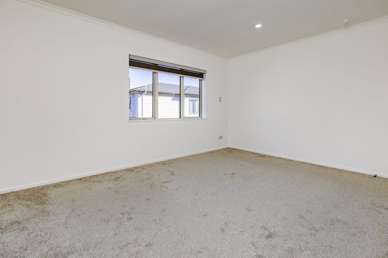 Photo of property in 40a Alma Crescent, Papakura, 2110