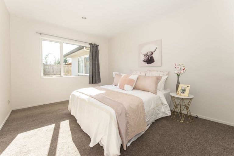 Photo of property in 2 Tiaki Way, Cambridge, 3434