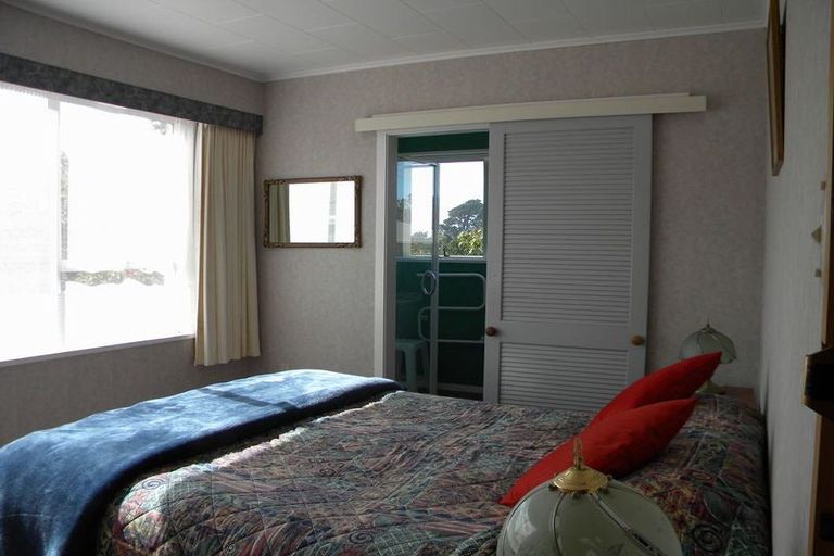 Photo of property in 24 Whitcombe Terrace, Hokitika, 7810