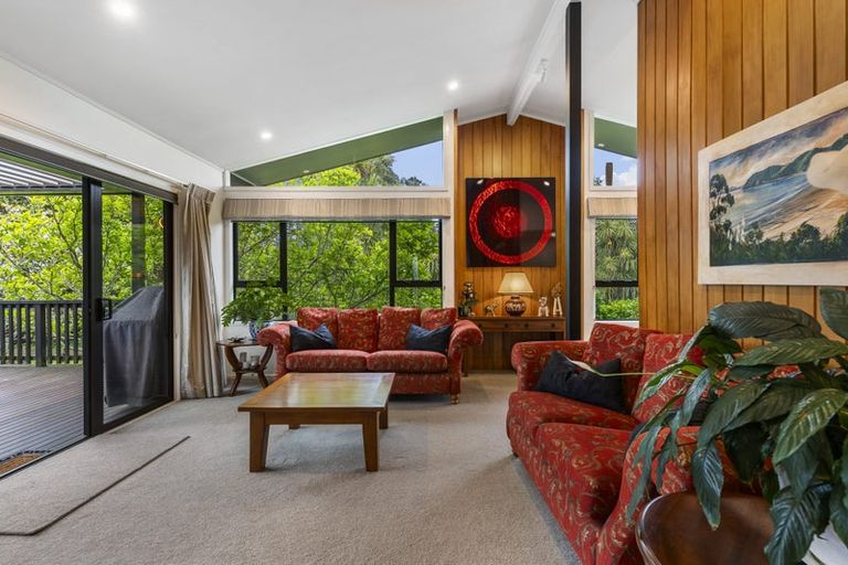 Photo of property in 130 Bramley Drive, Farm Cove, Auckland, 2012