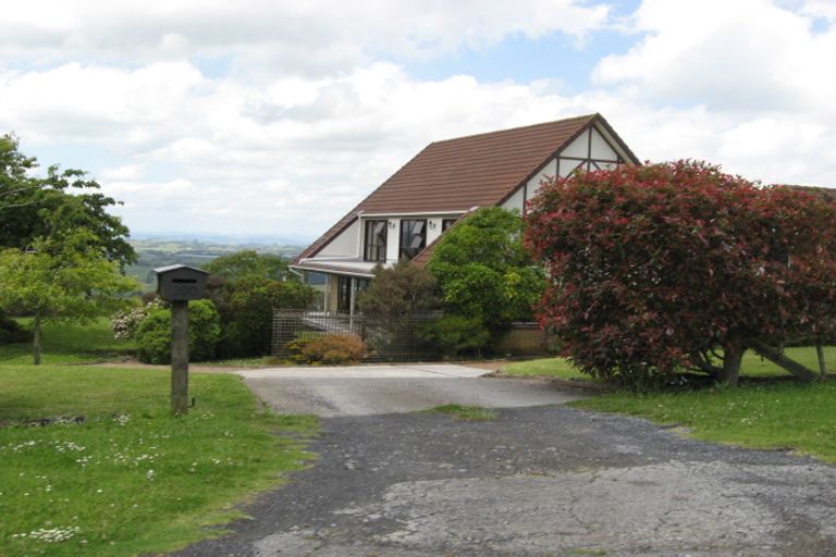 Photo of property in 200 Anzac Road, Pukekohe, 2120