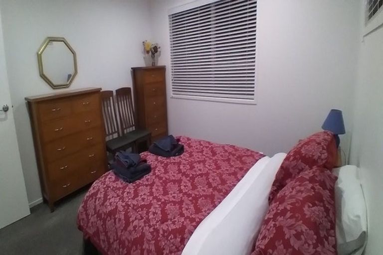 Photo of property in 662 Beach Road, Browns Bay, Auckland, 0630