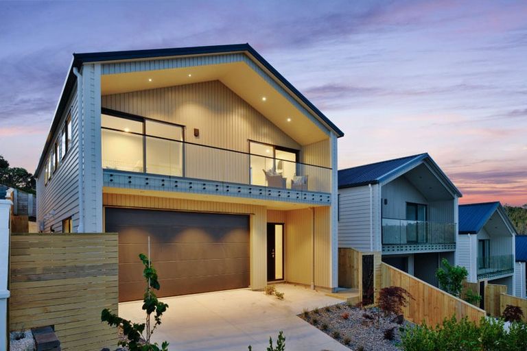 Photo of property in 39 Pacific Heights Road, Orewa, 0931