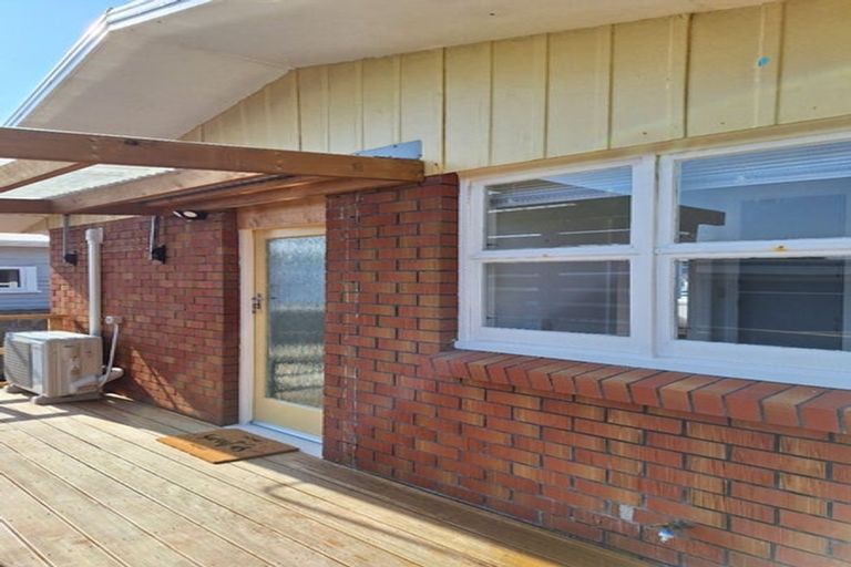 Photo of property in 10a Vogel Street, Fitzroy, New Plymouth, 4312