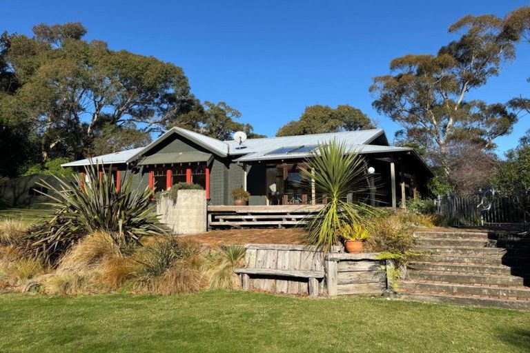 Photo of property in 158 Te Mata Peak Road, Havelock North, 4130