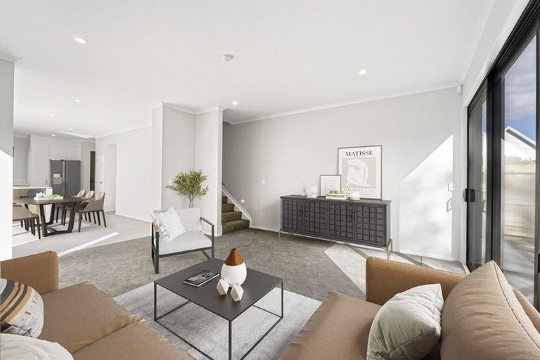 Photo of property in 40a Kukuwai Avenue, Red Beach, 0932