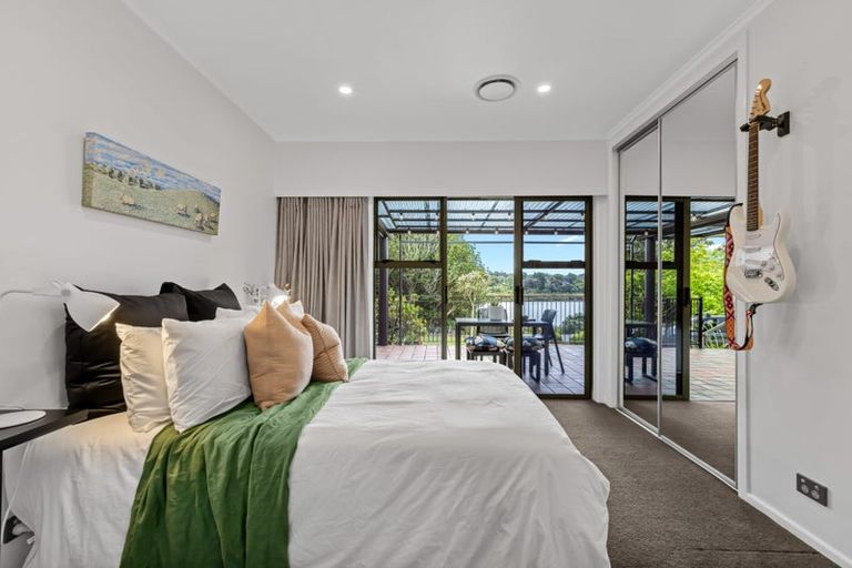 Photo of property in 2 Wharf Road, Te Atatu Peninsula, Auckland, 0610