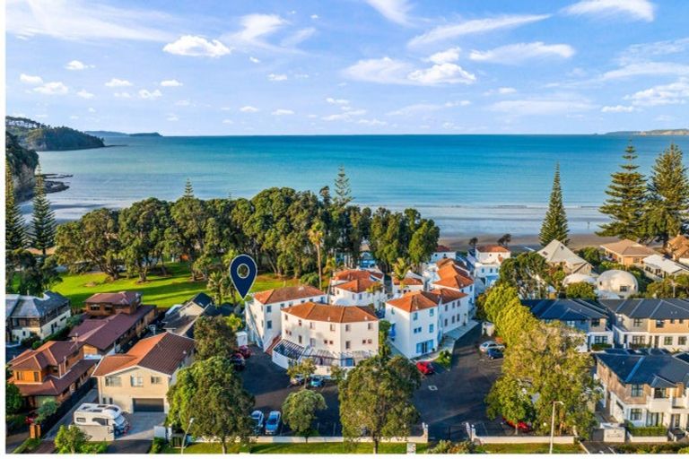 Photo of property in Oceanside Apartments, 6/453 Hibiscus Coast Highway, Orewa, 0931