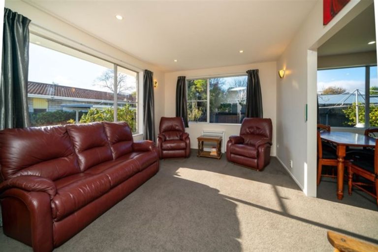 Photo of property in 2/28 Earl Street, Hillsborough, Christchurch, 8022