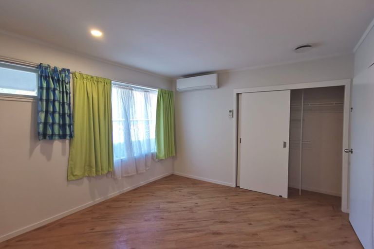 Photo of property in 1/10 Rotoiti Avenue, Pakuranga Heights, Auckland, 2010