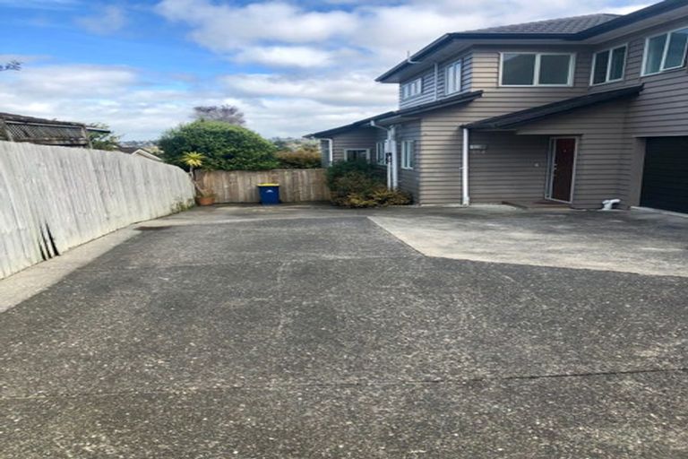 Photo of property in 25a William Souter Street, Forrest Hill, Auckland, 0620