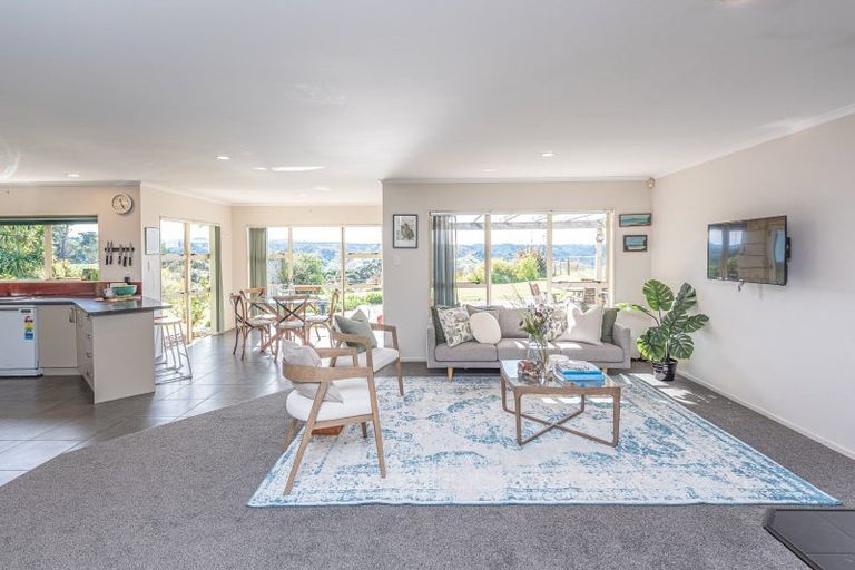 Photo of property in 16 Tokomaru Road West, Brunswick, Whanganui, 4571