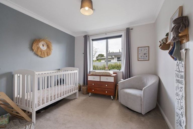 Photo of property in 42 Park Road, West End, Palmerston North, 4412