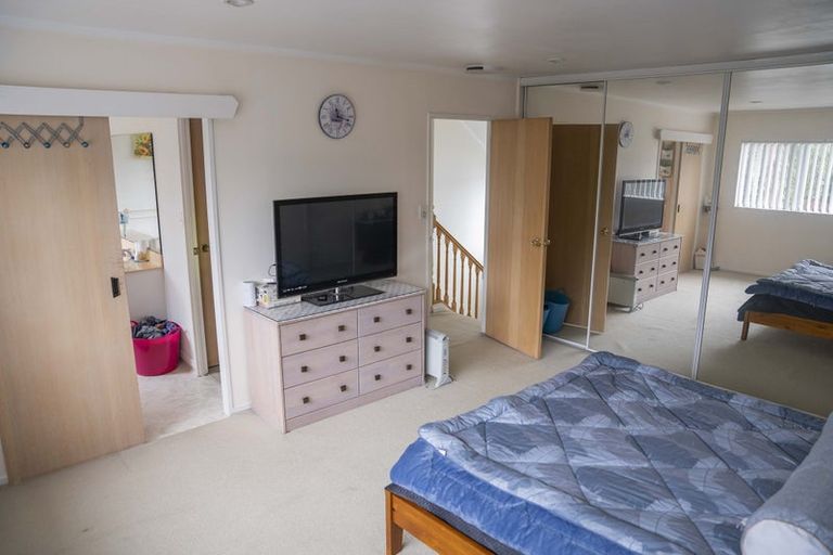 Photo of property in 13 Gala Place, Henderson, Auckland, 0612