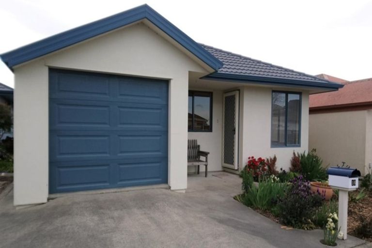 Photo of property in 16 The Drive, Richmond, 7020