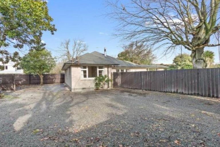 Photo of property in 33a Garreg Road, Fendalton, Christchurch, 8052