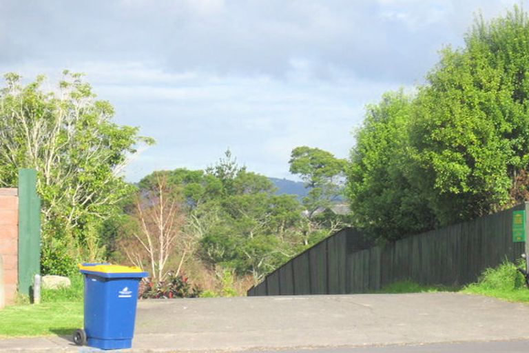 Photo of property in 3/23 Rehia Road, Massey, Auckland, 0614