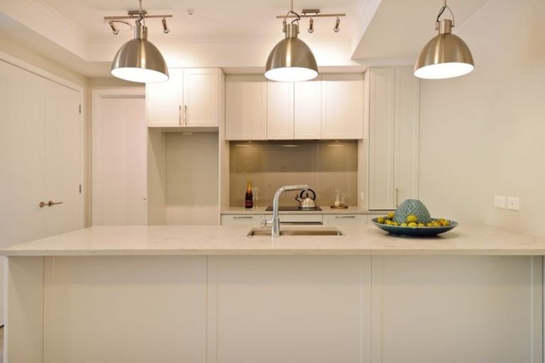 Photo of property in 178 Landmark Terrace, Orewa, 0931