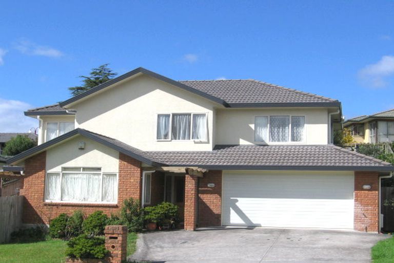 Photo of property in 105 Buscomb Avenue, Henderson, Auckland, 0610