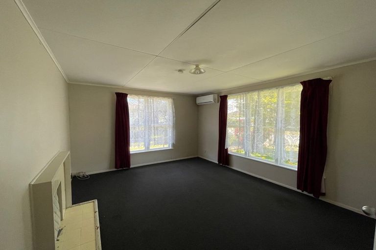 Photo of property in 4 Winthrop Way, Mangere East, Auckland, 2024
