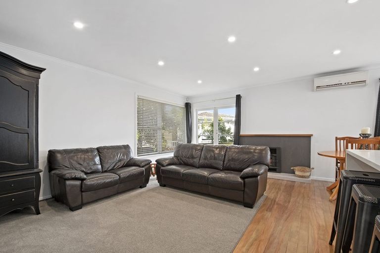 Photo of property in 97 Royal Road, Massey, Auckland, 0614