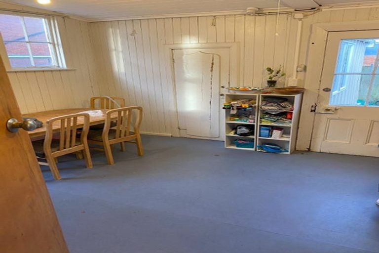 Photo of property in 39 Clyde Street, North Dunedin, Dunedin, 9016