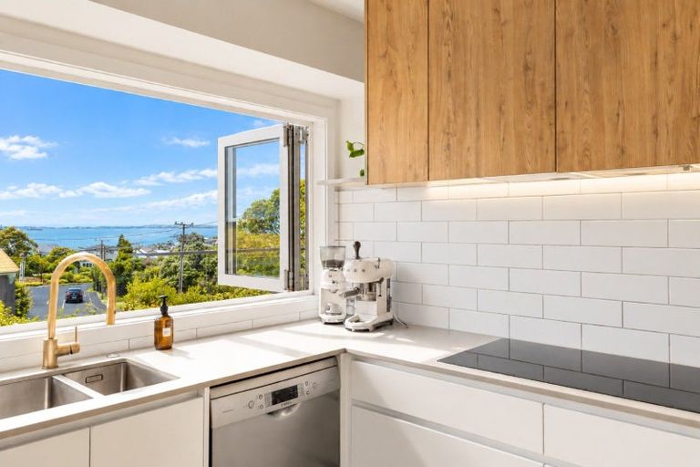 Photo of property in 93 Hastings Road, Mairangi Bay, Auckland, 0630