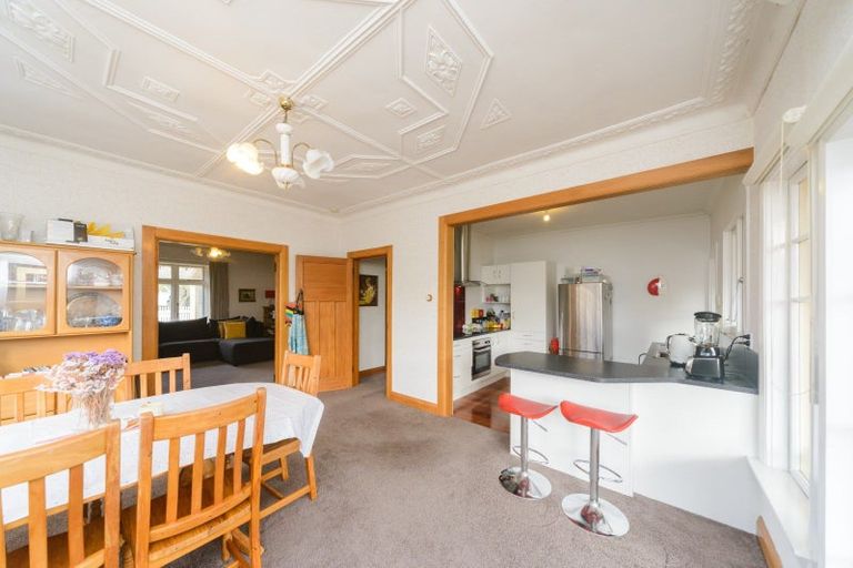 Photo of property in 18 Mahoe Avenue, Takaro, Palmerston North, 4410