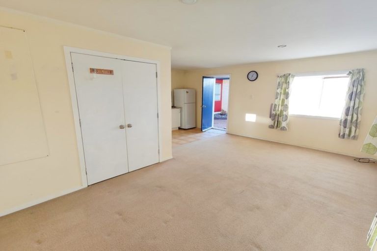 Photo of property in 49 Stanniland Street, Sunnyhills, Auckland, 2010