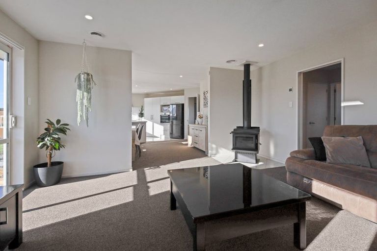 Photo of property in 15 Ruru Place, Oxford, 7430