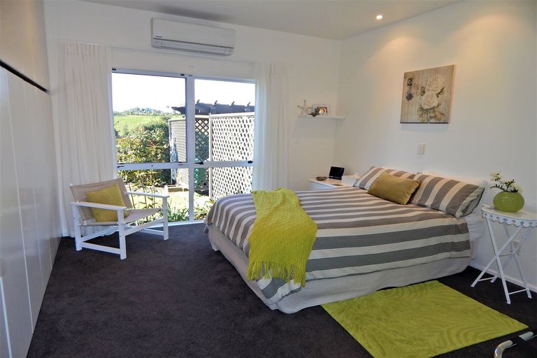 Photo of property in 36 Rarere Terrace, Kerikeri, 0230