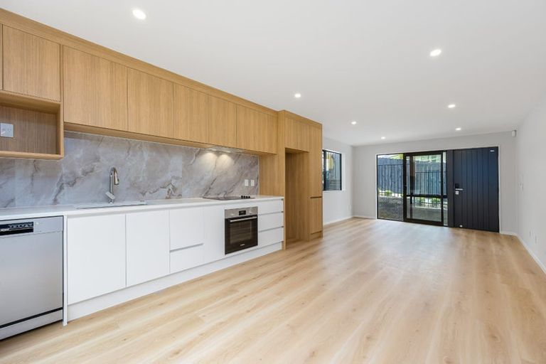 Photo of property in 94b Bond Crescent, Forrest Hill, Auckland, 0620