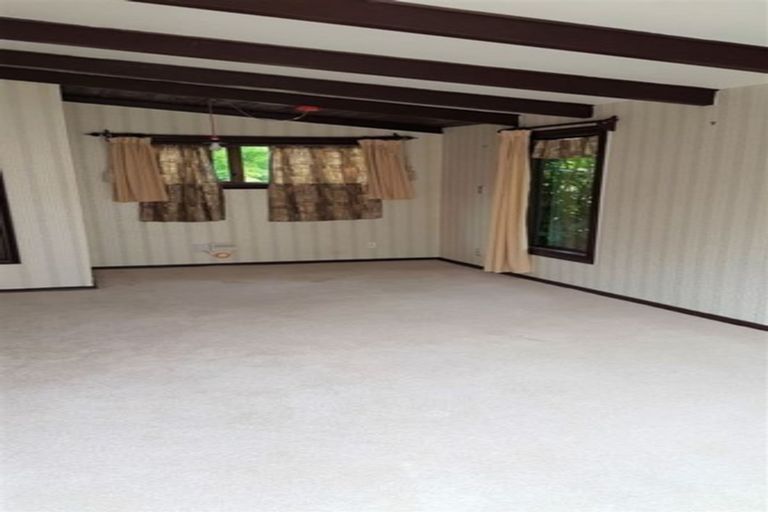 Photo of property in 34 Warren Crescent, Hillmorton, Christchurch, 8025