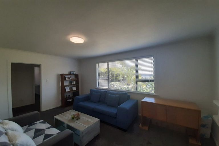 Photo of property in 1 Alan Avenue, Henderson, Auckland, 0610
