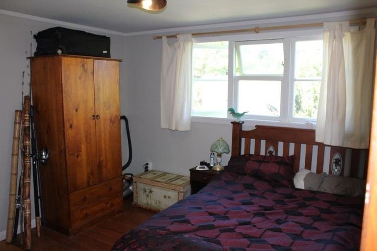 Photo of property in 176 Wharariki Road, Puponga, Collingwood, 7073