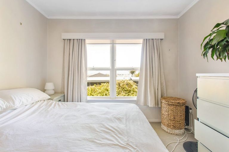 Photo of property in 2/84 Jutland Road, Hauraki, Auckland, 0622