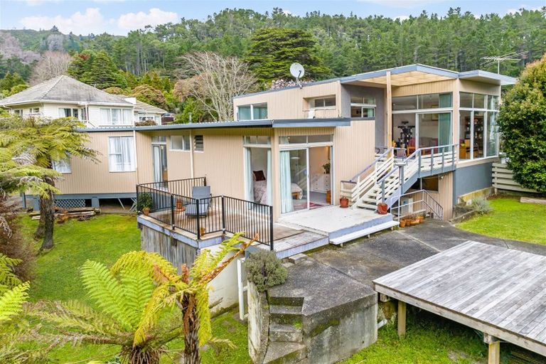 Photo of property in 81 Kamahi Street, Stokes Valley, Lower Hutt, 5019