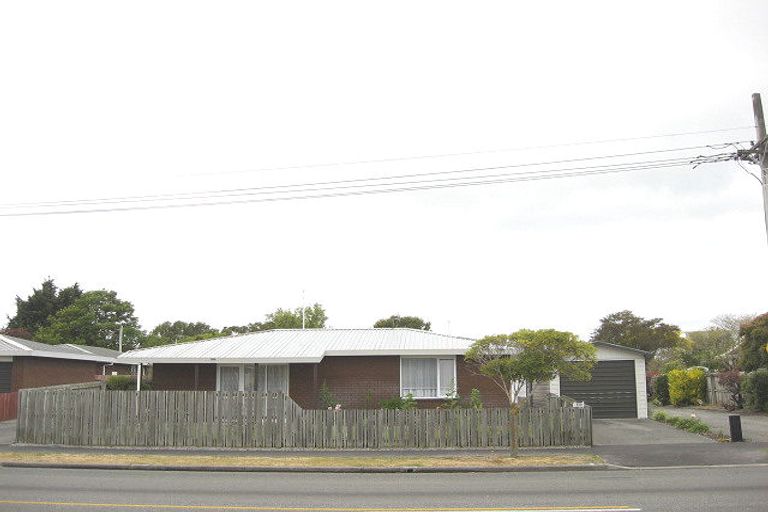Photo of property in 1/51 Inwoods Road, Parklands, Christchurch, 8083