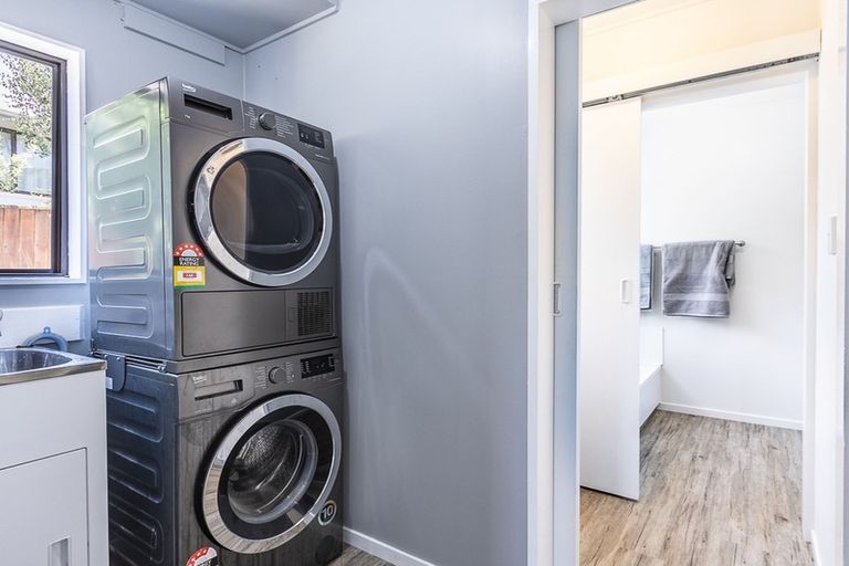 Photo of property in 23 Hookway Grove, Paraparaumu, 5032