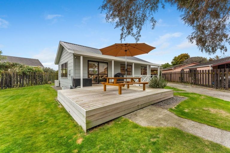 Photo of property in 15b Rosewood Place, Paraparaumu, 5032
